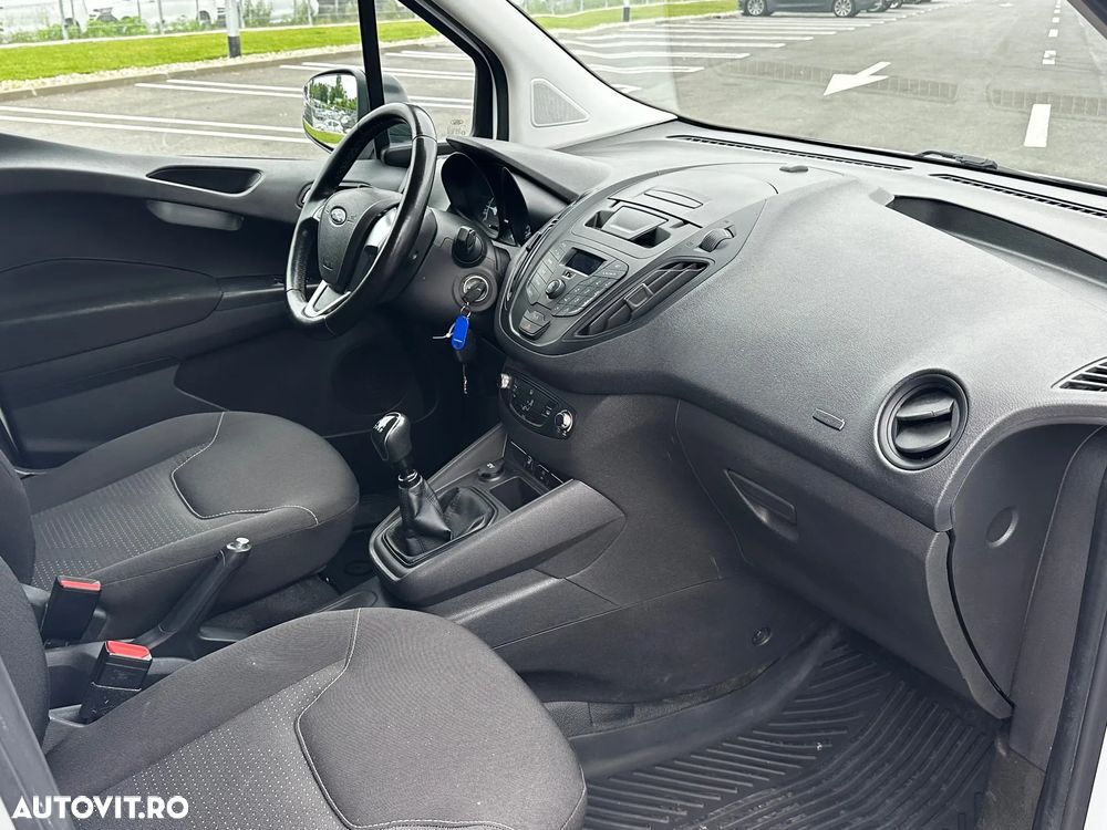 Ford Courier - 6