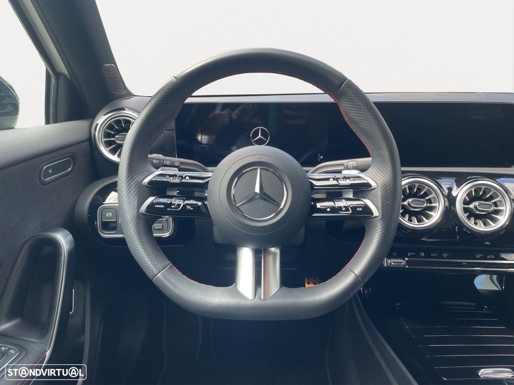 Mercedes-Benz A 250 e - 10
