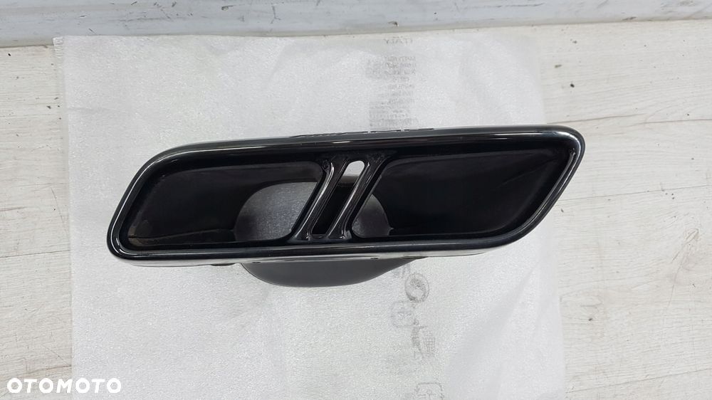 mercedes e klasa w213 końcówka wydechu prawa - 2