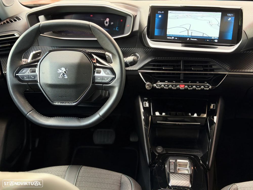 Peugeot 2008 1.2 PureTech Allure Pack EAT8 - 6