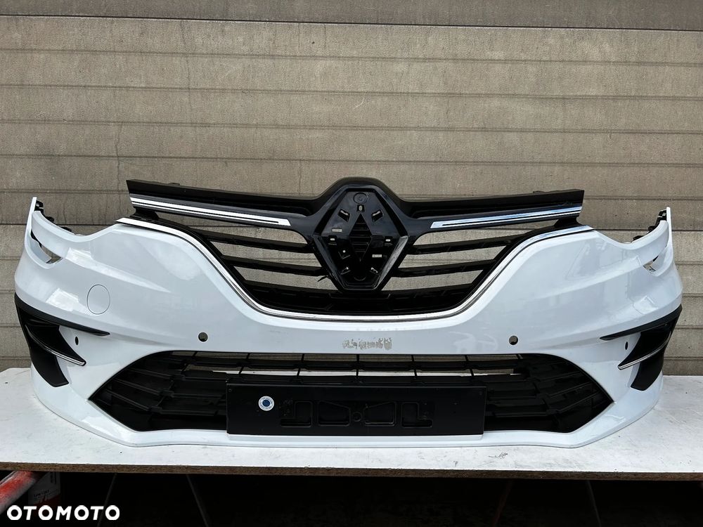 RENAULT MEGANE IV 4 LIFT ZDERZAK PRZOD PRZEDNI - 1