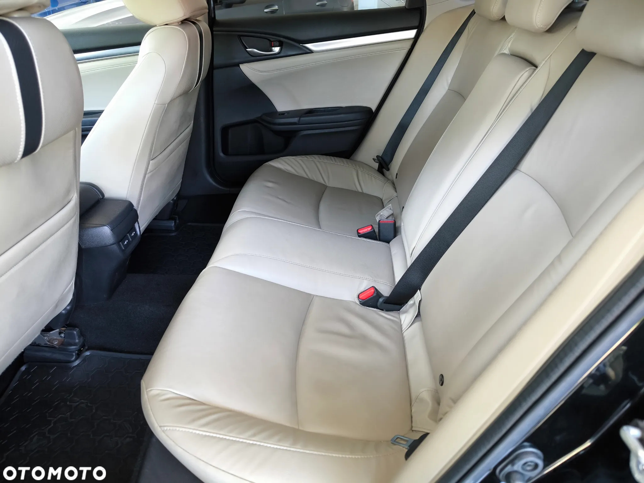 Honda Civic 1.5 T Executive - 22
