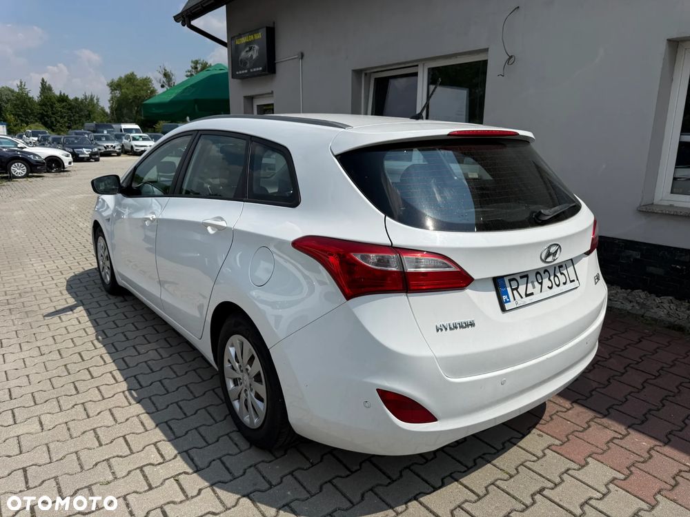 Hyundai i30 1.6 GDI Classic - 4