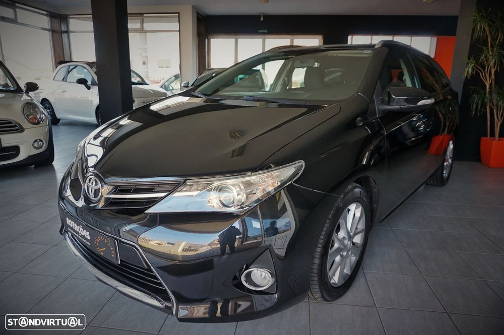 Toyota Auris Touring Sports 1.4 D-4D Life - 3