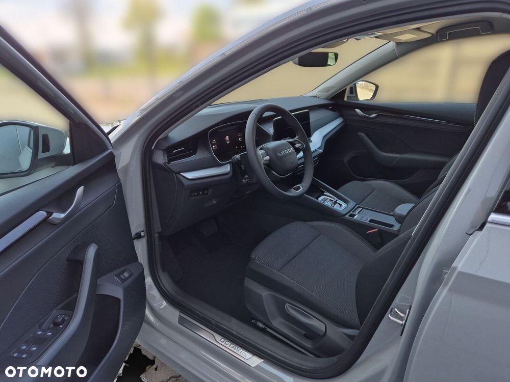 Skoda Octavia 1.5 TSI mHEV Drive Selection DSG - 14