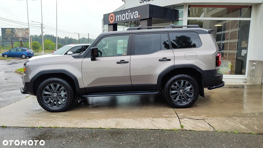 Toyota Land Cruiser LC 2.8 D-4D Executive - 6