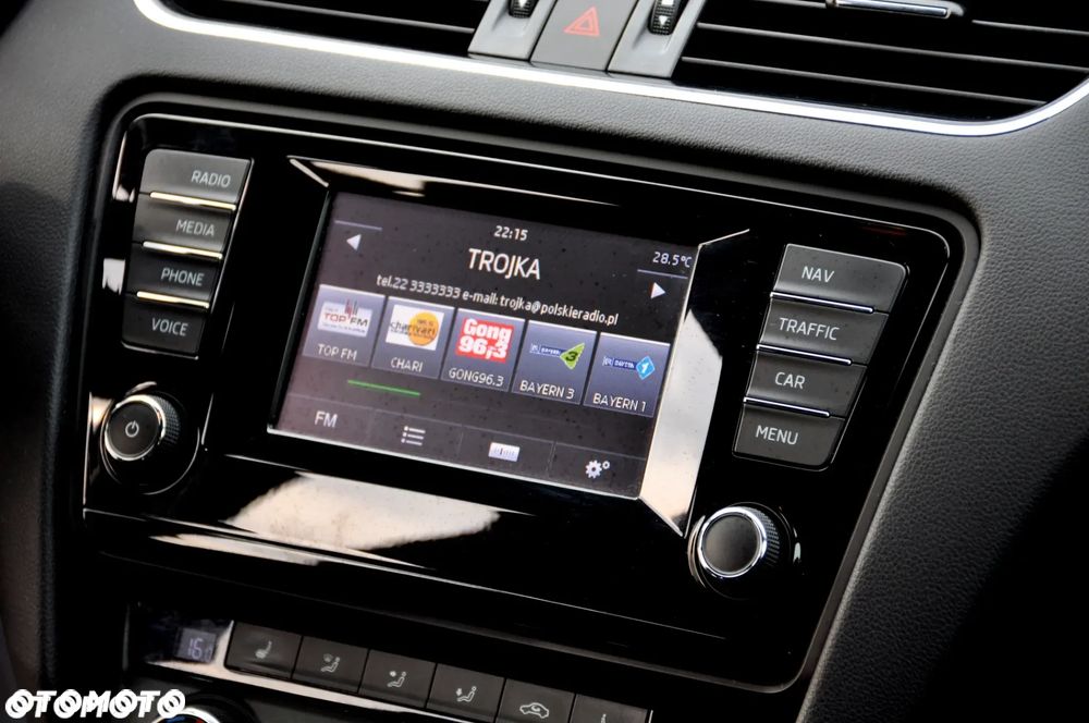 Skoda Octavia Combi 2.0 TDI DSG RS - 35