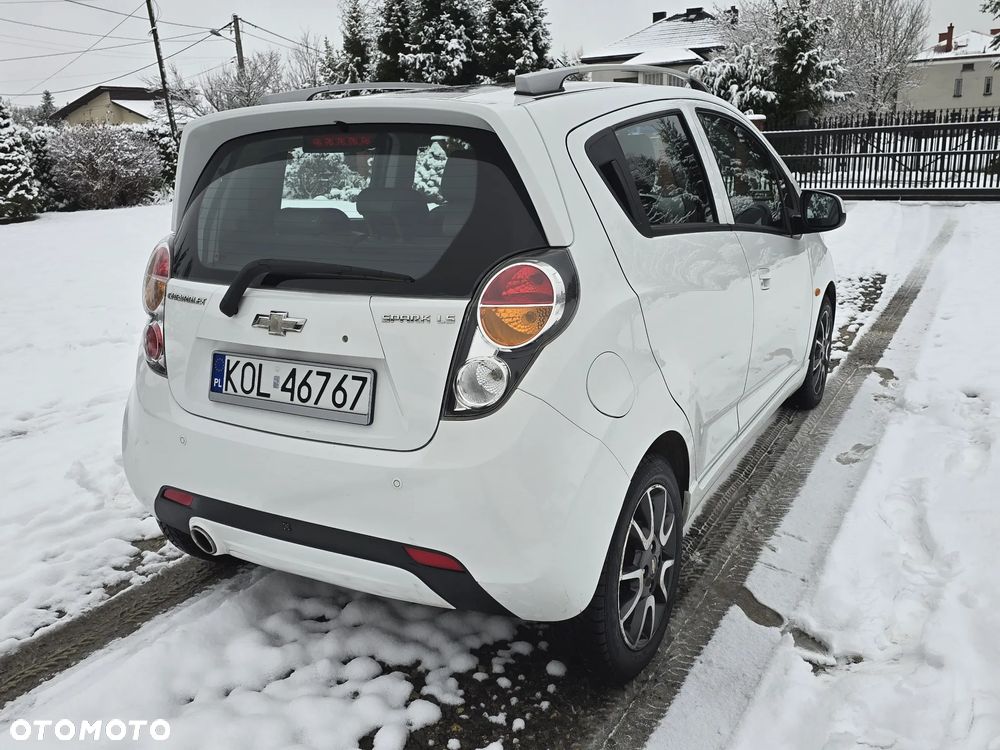 Chevrolet Spark 1.0 LS+ Design - 2