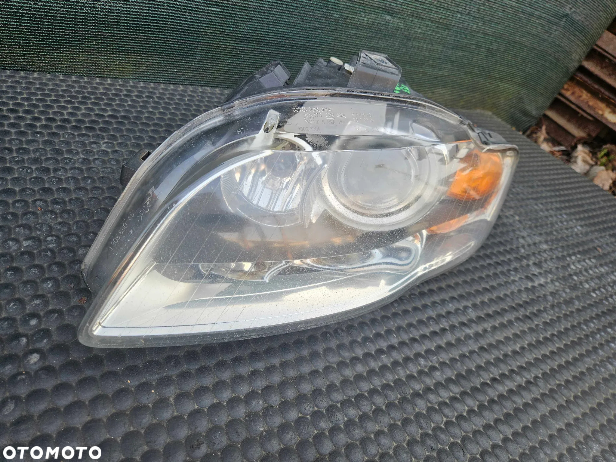Lampy Lampa Reflektor Lewy Prawy Przod Przednie Bi-Xenon Przetwornica Europa Audi A4 B7 - 7