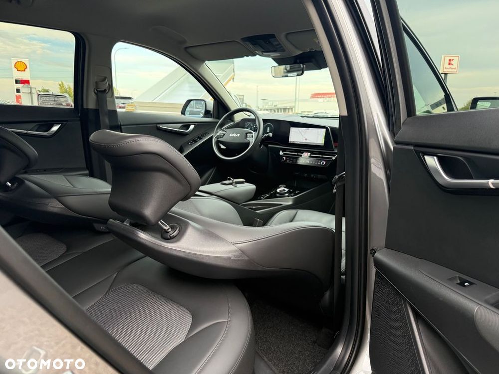 Kia Niro 1.6 GDI Plug-In Hybrid Business Line - 32