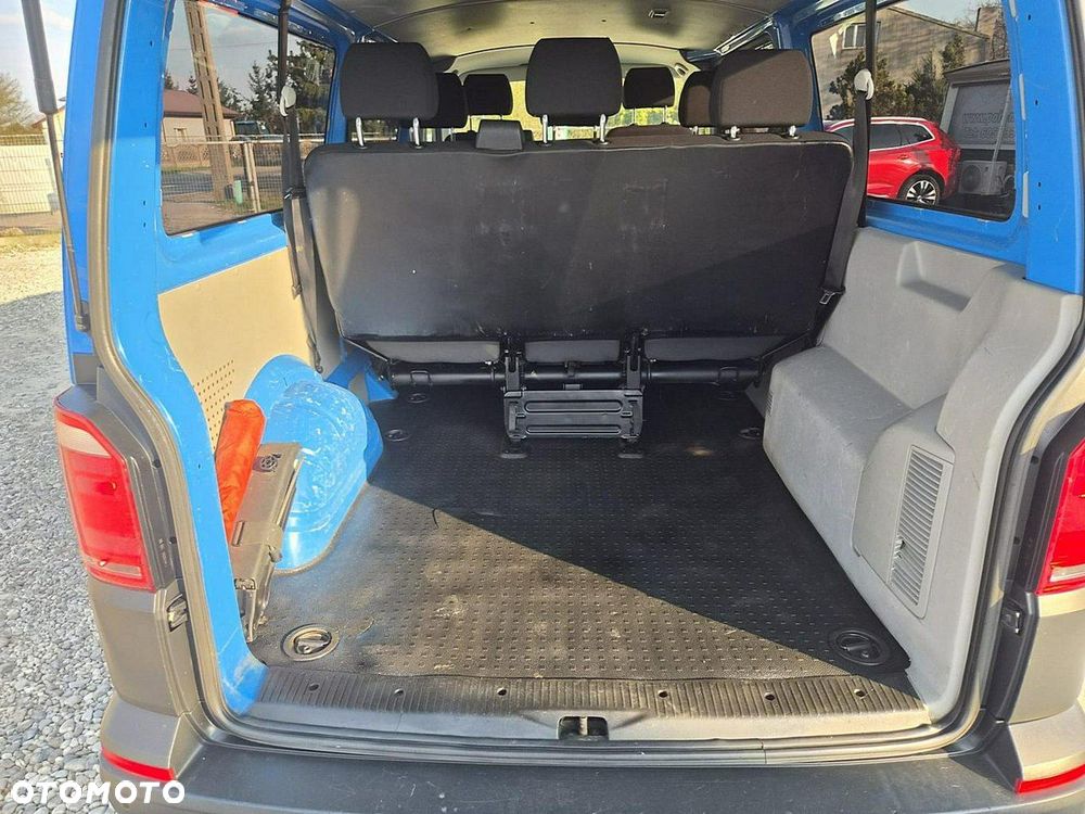 Volkswagen Transporter - 9