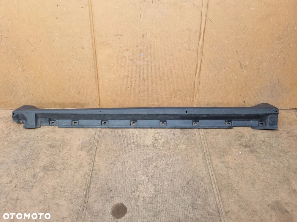 SUZUKI SWIFT MK8 LISTWA PROGOWA LEWA - 3