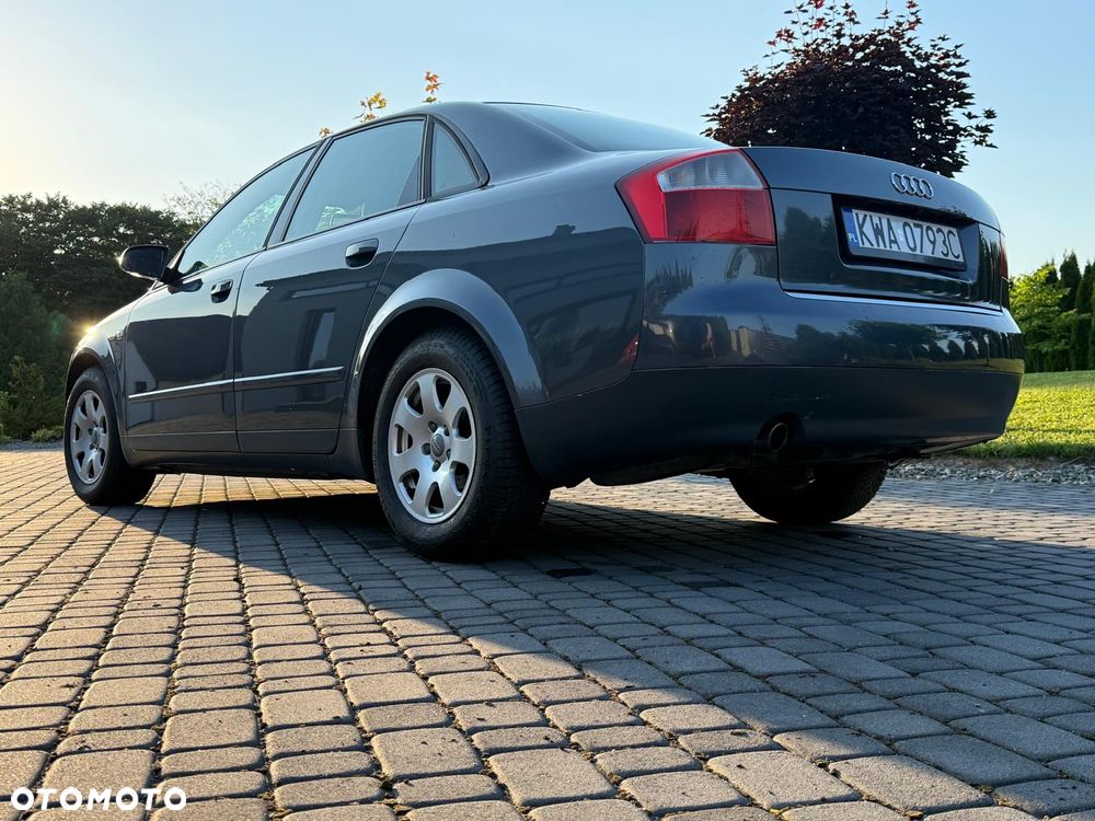 Audi A4 Limousine 2 - 3