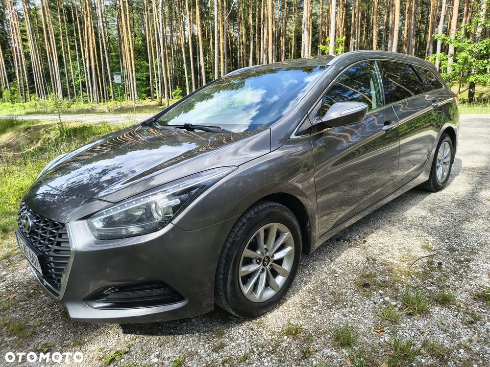 Hyundai i40 Kombi blue 1.6 CRDi DCT Space Plus - 3