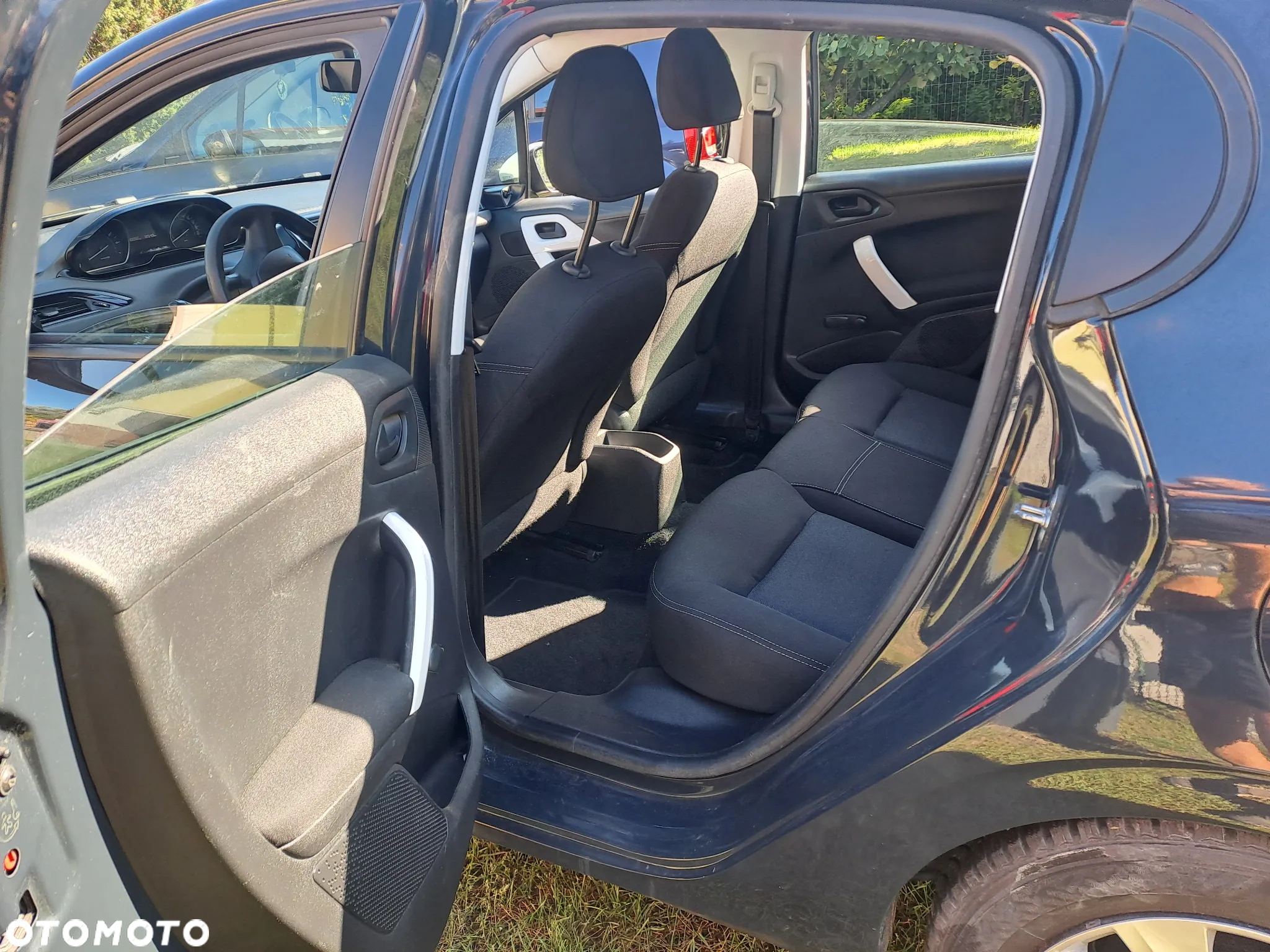 Peugeot 208 1.2 PureTech Like S&S - 10