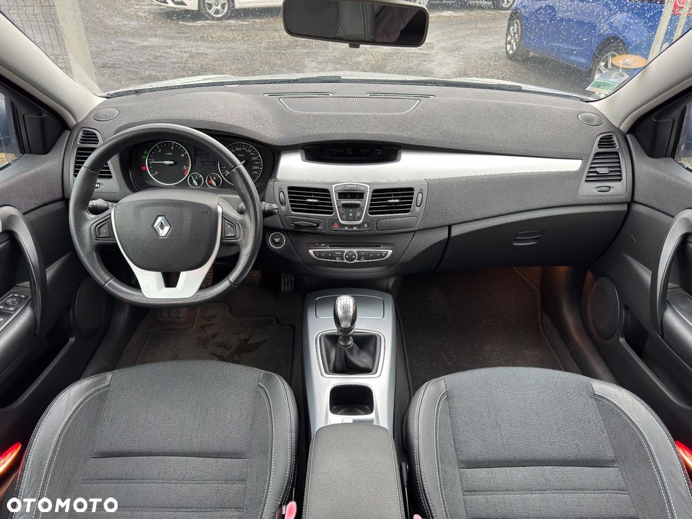 Renault Laguna dCi 110 FAP Expression - 16