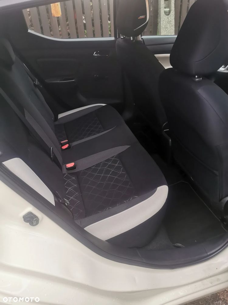Nissan Micra 1.5 dCi N-Connecta - 8