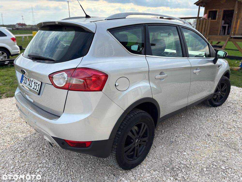 Ford Kuga 2.0 TDCi 4x4 Titanium - 30