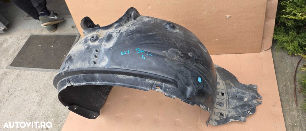 Carenaj roata dreapta fata Skoda Octavia 4 2020 / 2021 / 2022 2023 - 1