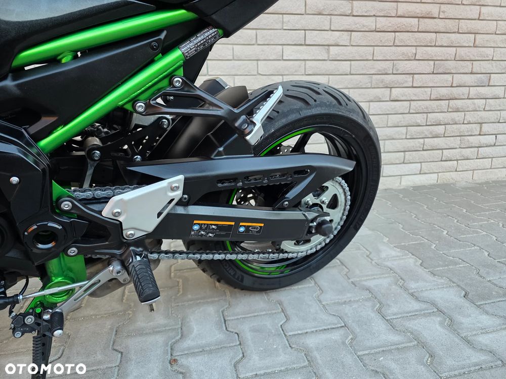 Kawasaki Z 900 - 21