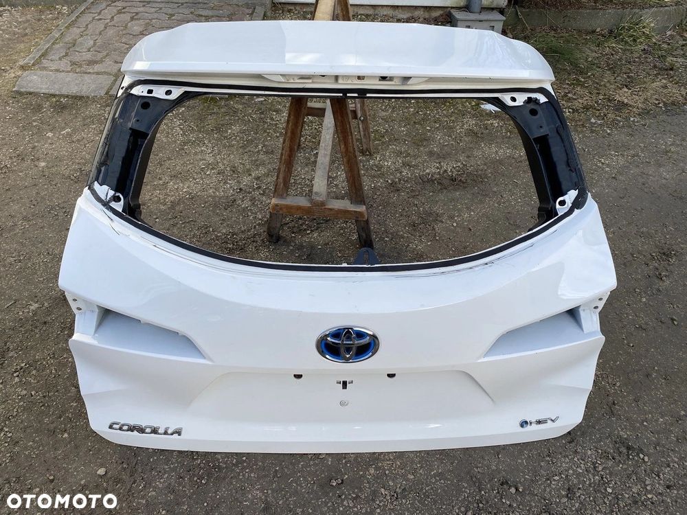 KLAPA TYŁ TYLNA TOYOTA COROLLA E21 KOMBI 19- 67149-02140 - 1