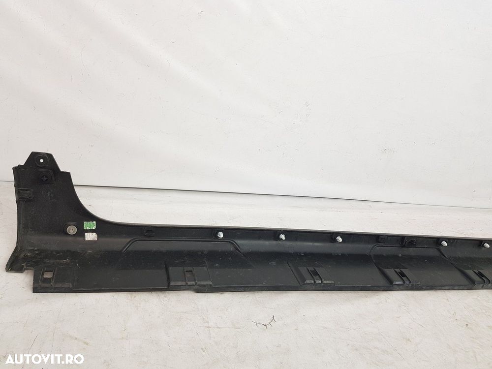 Prag ornament stanga Dacia Sandero 3 dupa 2020 - 8