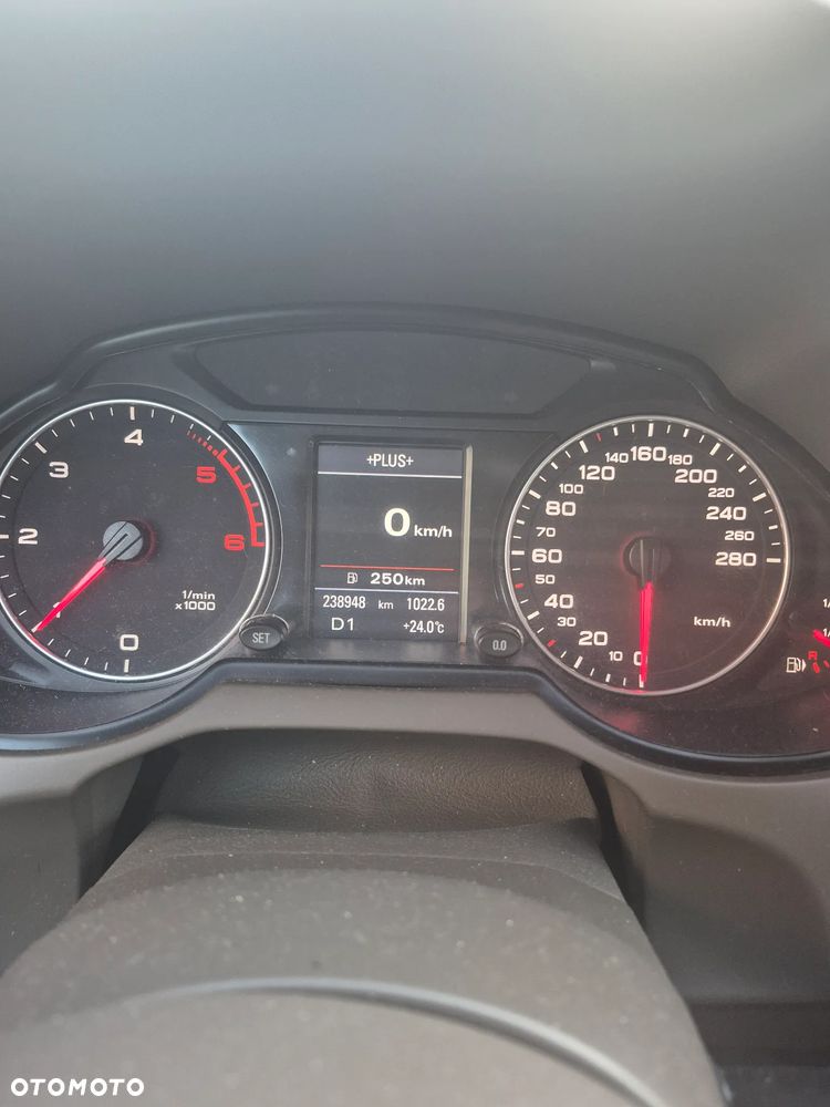 Audi Q5 2011 photo 4