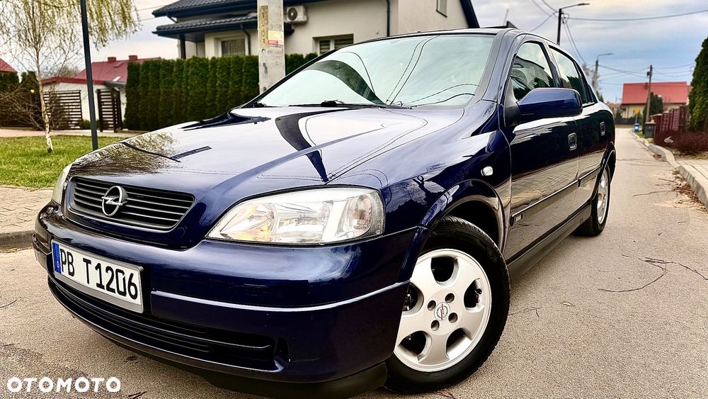 Opel Astra - 1