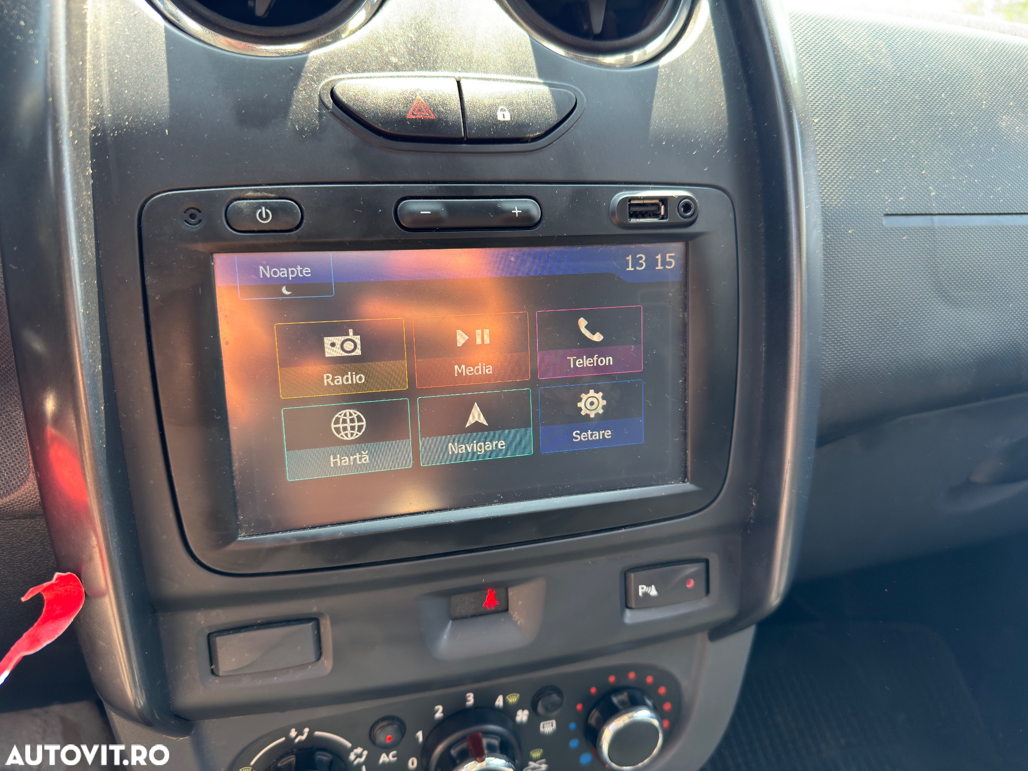 Dacia Duster 1.5 dCi 4x4 Prestige - 8