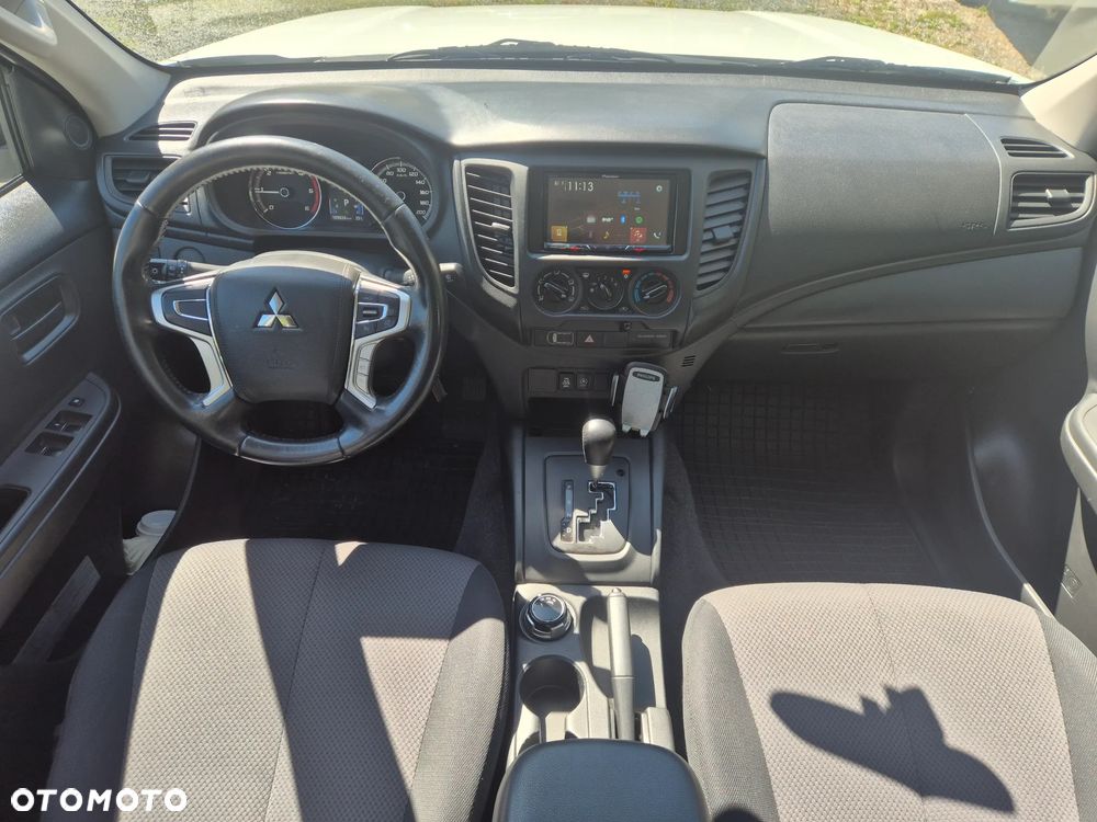 Mitsubishi L200 Pick Up 4x4 S&S Autm Double Cab Plus - 22