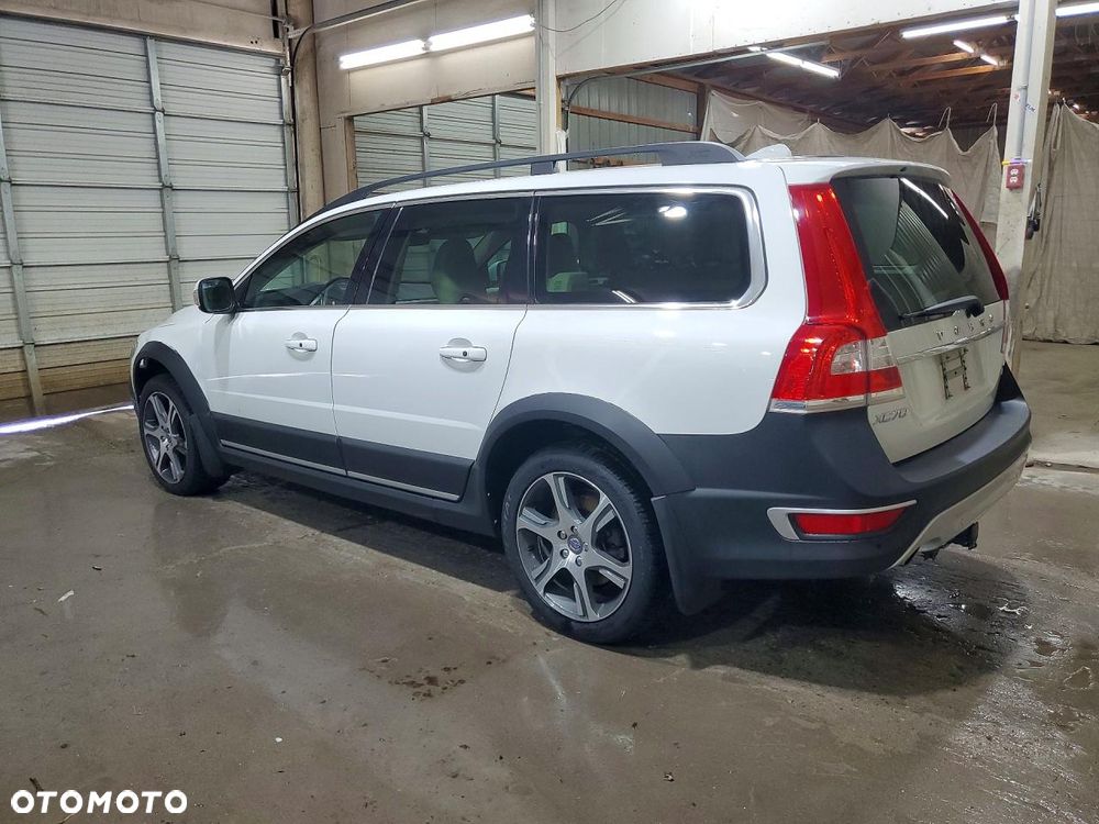 Volvo XC 70 - 3