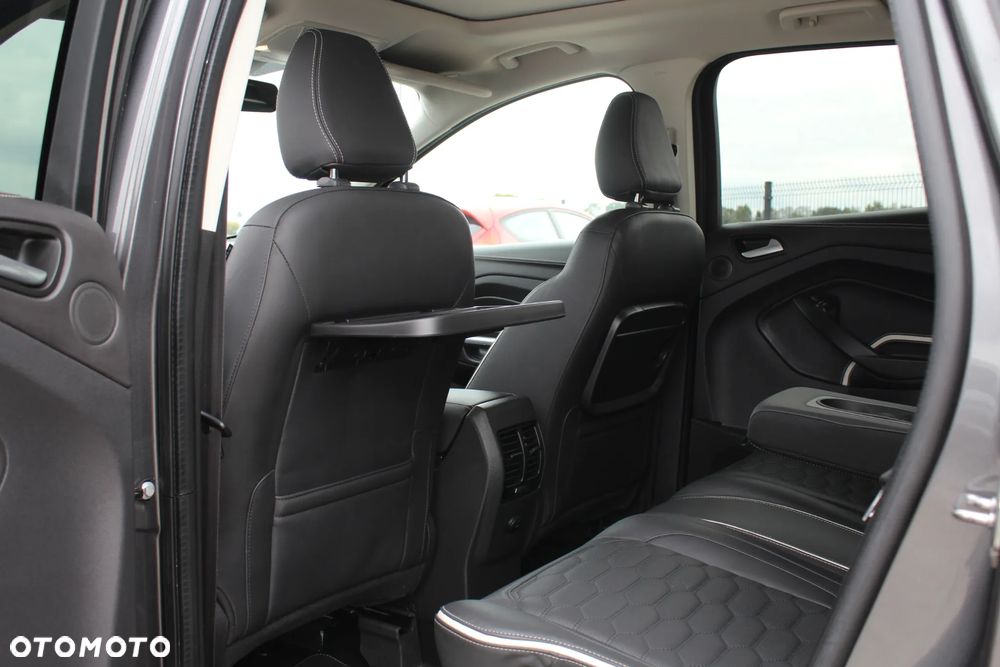 Ford Kuga 1.5 EcoBoost 2x4 Vignale - 25