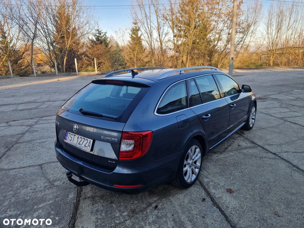 Skoda Superb 2.0 TDI 4x4 Elegance - 17