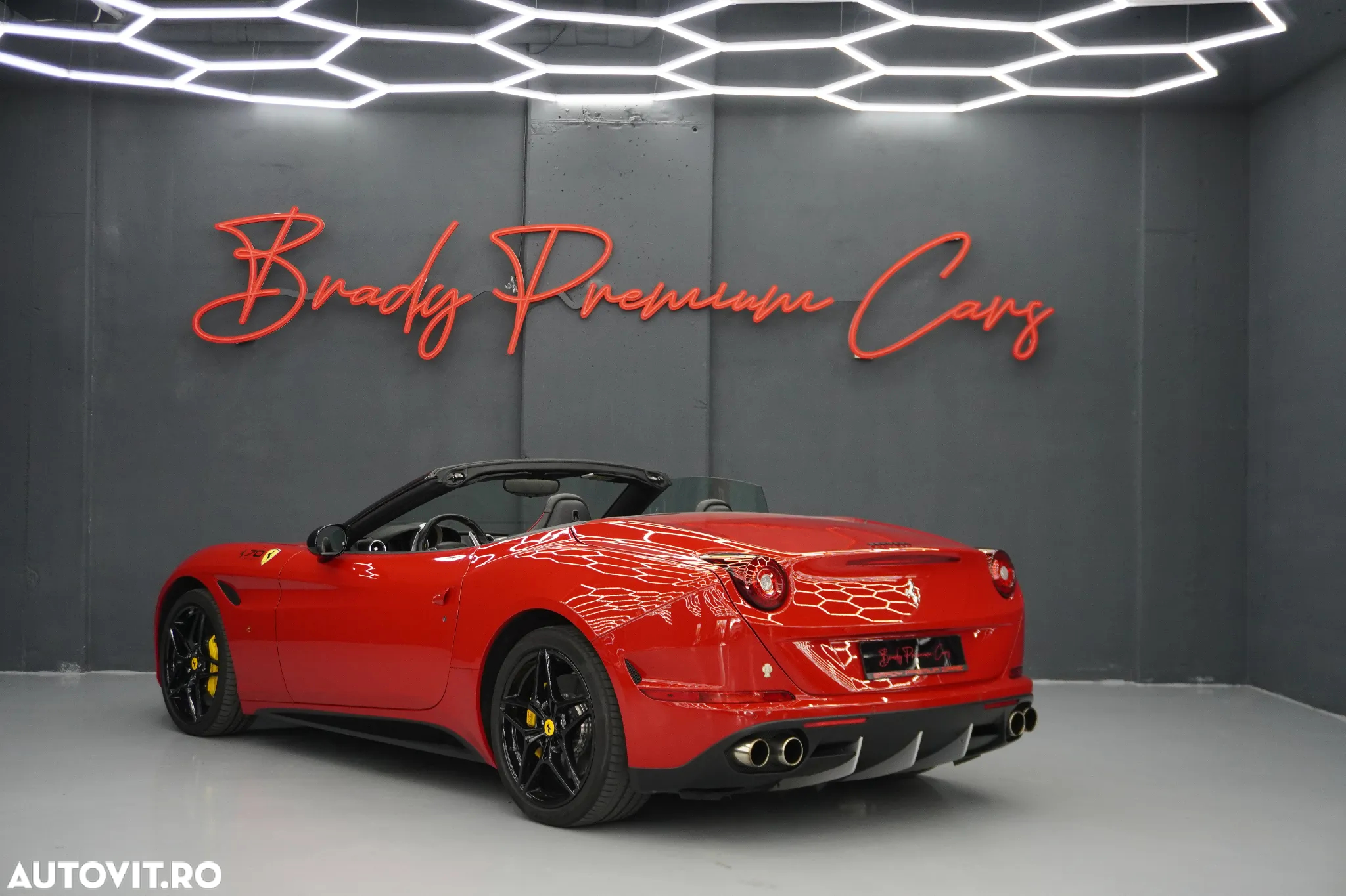 Ferrari California - 8