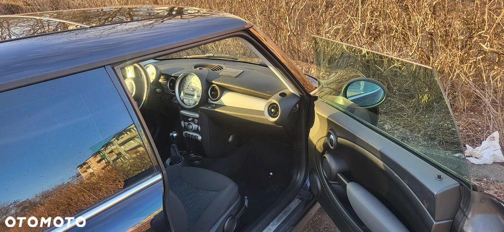 MINI Cooper Standard - 20