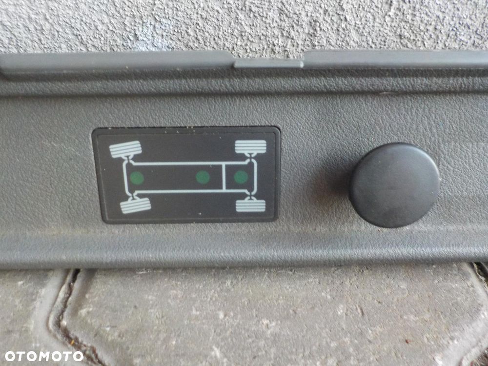 VW T4 4X4 SYNCRO WŁACZNIK PANEL BLOKADY MOSTU - 2