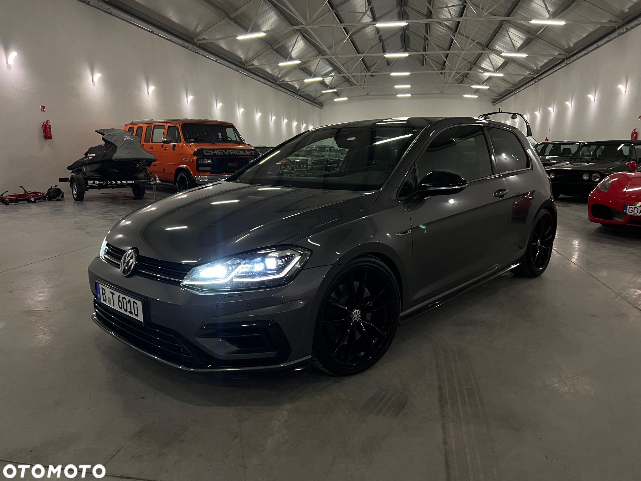 Volkswagen Golf R 4Motion (BlueMotion Technology) - 1