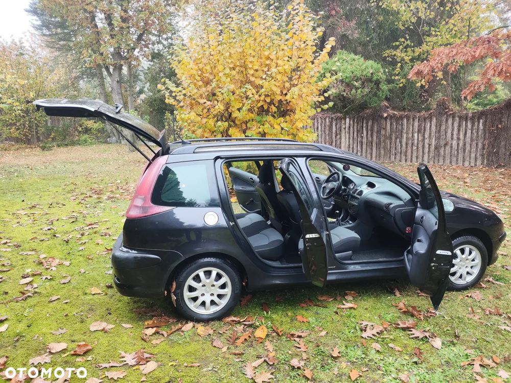 Peugeot 206 - 8