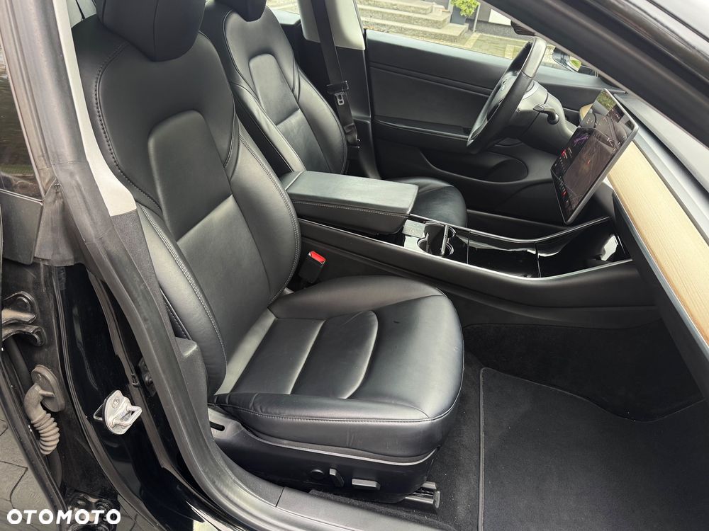 Tesla Model 3 Performance AWD - 15