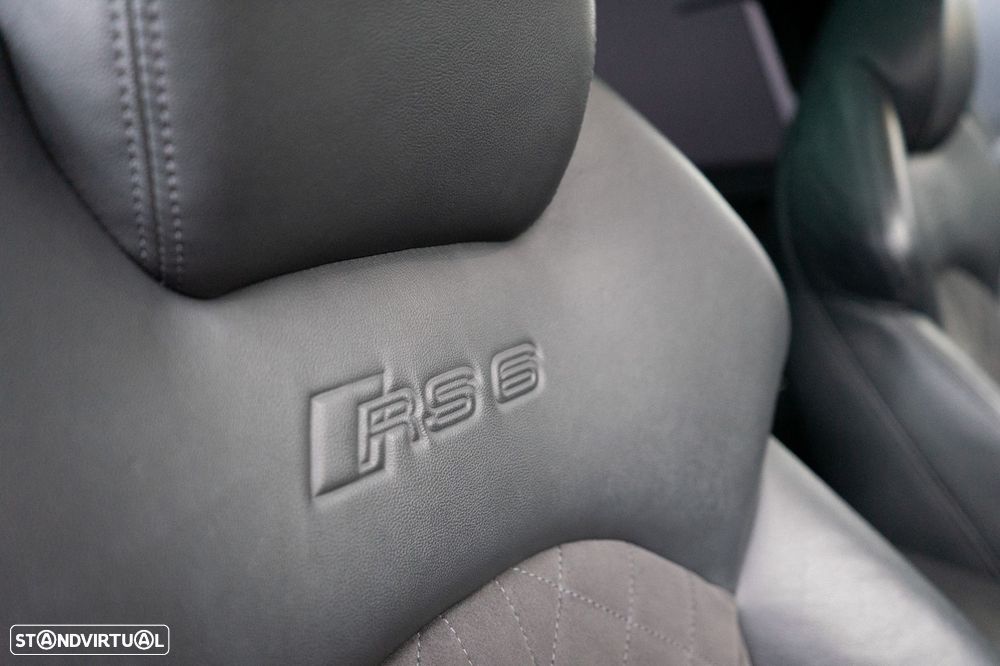 Audi RS6 Avant 4.0 TFSi quattro Tiptronic - 50