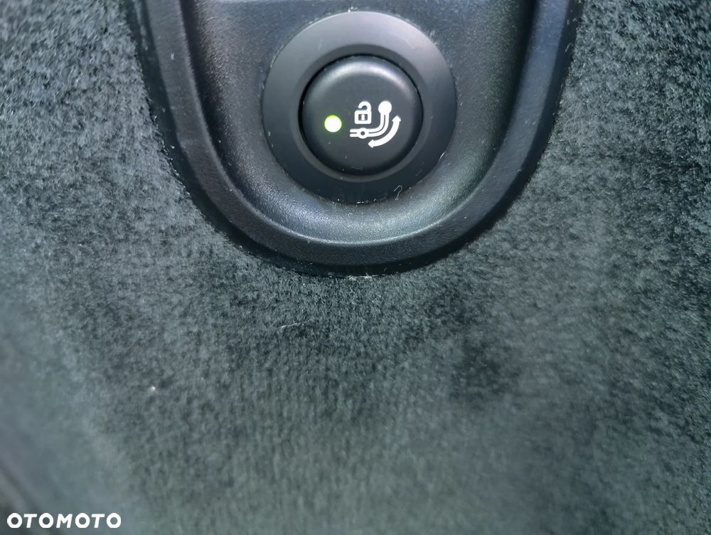 BMW Seria 5 540d xDrive mHEV - 20