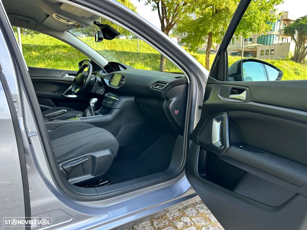 Peugeot 308 1.6 BlueHDi Active - 30