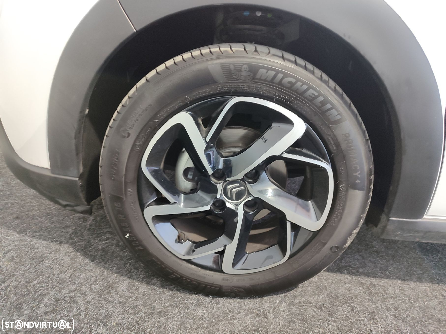 Citroën C3 1.2 PureTech Shine - 36