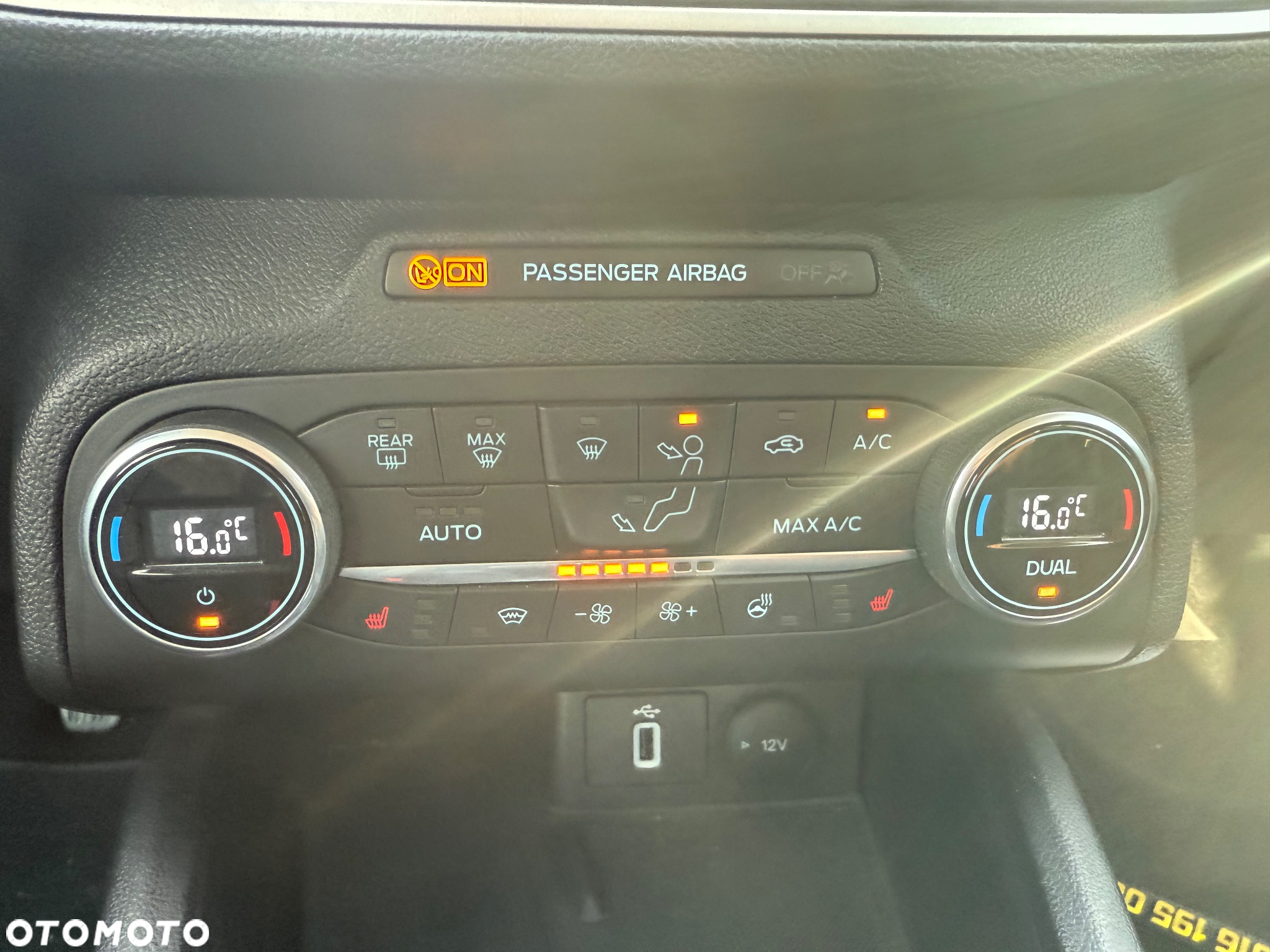 Ford Focus - 21