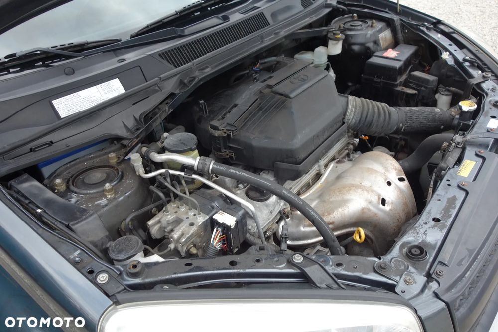 Toyota RAV4 2.0 VVT-i 4x4 - 33