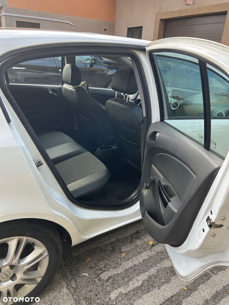 Opel Corsa - 6