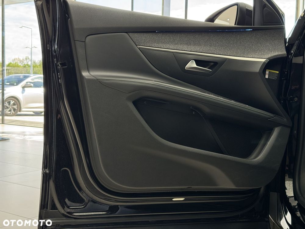 Peugeot 5008 1.2 PureTech Allure Pack S&S EAT8 - 12