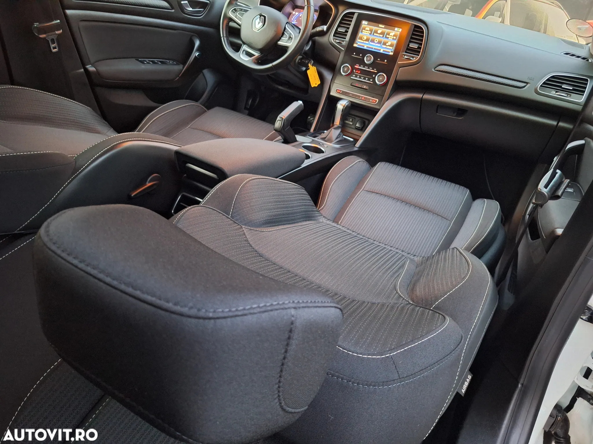 Renault Megane Blue dCi 115 EDC Equilibre - 5