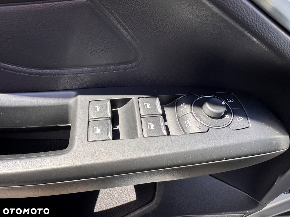 Ford Focus 1.0 EcoBoost Titanium Style - 23