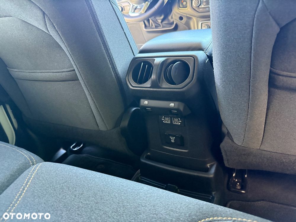 Jeep Wrangler - 20
